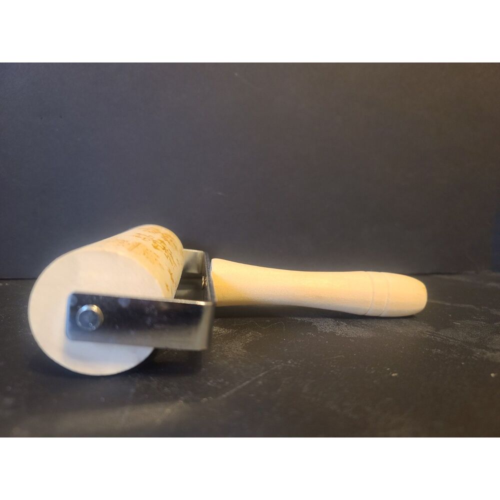 Embossing Snowflake‎ Wooden Rolling Pin - Picture 4 of 4